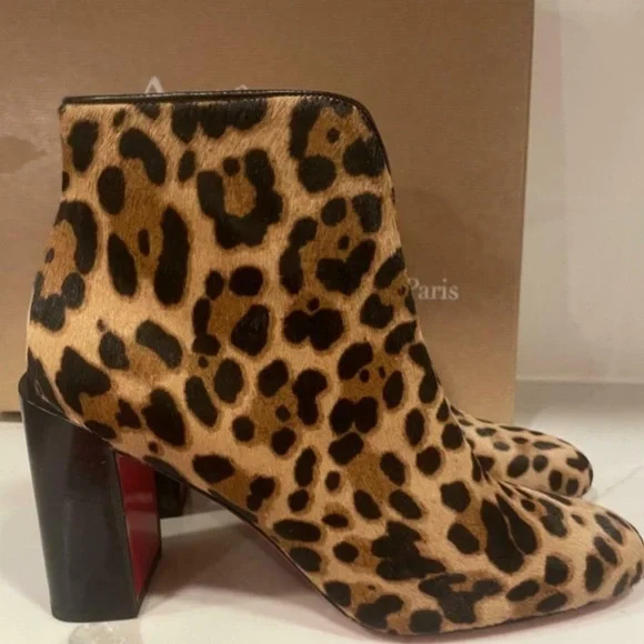 🆕 Christian Louboutin " Castarika" Collection Leopard print Boots - Picture 2 of 11